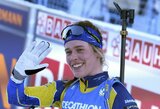 Pasaulio biatlono taurės etape – antra E.Oeberg sezono pergalė