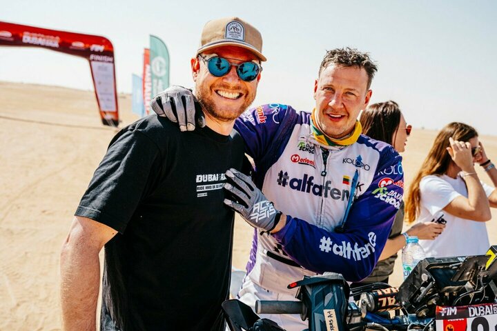 Motociklininkai ralio reido sezoną uždarė „Dubai International Baja“ varžybose