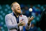 Pamatykite: C.McGregoras atliko metimą MLB rungtynėse ir vos nepataikė į žiūrovą