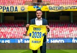 Karolis Skinkys palieka Indiją