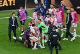 Du įvarčiai per paskutines 18 minučių leido „Inter“ nugalėti „River Plate“ ir iškovoti kelialapį į kitą etapą, rungtynių pabaigoje kilo muštynės