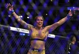 Atidėta viena labiausiai laukiamų moterų MMA kovų istorijoje tarp Nunes ir Harrison