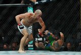 UFC: Stricklandas po brutalaus nokauto išplūdo čempioną Čimajevą