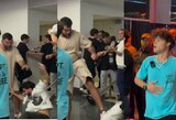 Joshua ir Paulo kovos užkulisiuose – buvusio UFC čempiono muštynės su „streamerio gauja“