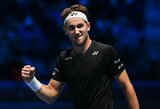 Prastai startavęs C.Ruudas atsitiesė ir iškovojo istorinę pergalę „ATP Finals“ turnyre