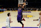 Galingą dvigubą dublį surinkęs A.Davisas atvedė „Lakers“ į pergalę