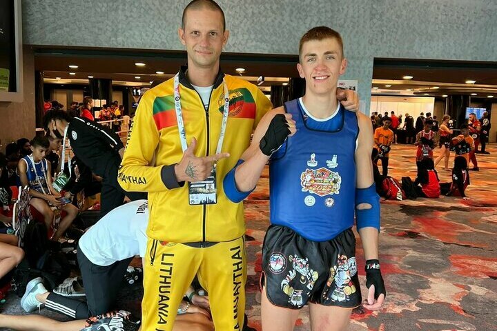 E.Averlingis pateko į pasaulio jaunių muaythai čempionato pusfinalį 