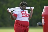 Sunkiausiam žaidėjui NFL istorijoje nebuvo leista žaisti, kol nenumes svorio