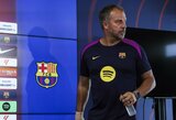Flickas nepatenkintas, jog „Barcelona“ vis dar laukia leidimo užregistruoti naujus žaidėjus