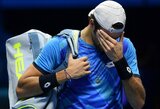 Mačo neužbaigęs M.Berrettini veikiausiai trauksis iš „ATP Finals“ turnyro: „Tai mane žudo“
