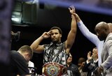 Jaunoji sunkiasvorių bokso žvaigždė Mosesas Itauma vos per 119 sekundžių nokautavo Dillianą Whyte'ą