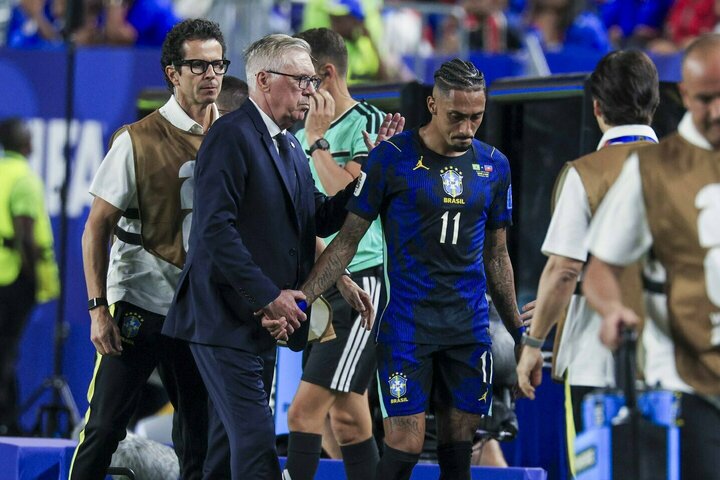 Brazilijos futbolo rinktinei – dar vienas smūgis