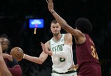 „Celtics“ su K.Porzingiu toliau neįveikiami namuose: nugalėjo „Cavaliers“