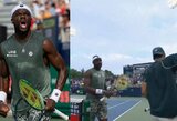 ATP 1000 turnyre Toronte – Tsitsipo krachas ir rankos teisėjui nepadavęs Tiafoe