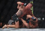 Gaethje neleido suabejoti savo pranašumu prieš Pimblettą ir tapo laikinuoju UFC lengvo svorio kategorijos čempionu
