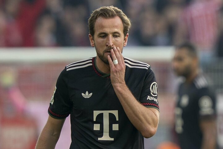 Nutrūko įspūdinga „Bayern“ 16 iš eilės pergalių serija