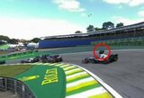 Atskriejusios 13 kg svorio padangos vos nesužeistas D.Ricciardo plūdosi keiksmais ir įvardijo „Formulės 1“ taisyklių spragą