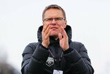 Valdas Dambrauskas vieną ranką uždėjo ant čempionų taurės