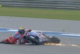 F.Bagnaia iškovojo svarbią pergalę šlapioje Tailando trasoje, J.Martinas vos nekrito įkandin M.Marquezo