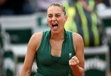 „Roland Garros“ turnyre – pergalingas N.Osakos startas, dramatiškas M.Kostiuk išsigelbėjimas ir B.Krejčikovos nesėkmė