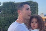 Georginos siurprizas C.Ronaldo: įteikė prabangią dovaną