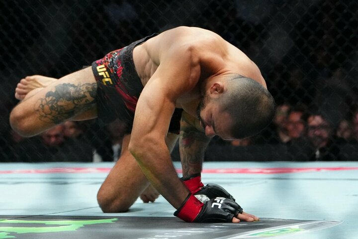 UFC titulinė kova baigėsi Pantojai patyrus šiurpią rankos traumą