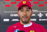„Ferrari“ antirekordą pagerinęs Hamiltonas prabilo apie keistus įvykius paskutiniame rate