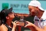 Diskvalifikacijos nepalaužta M.Kato kartu su T.Puetzu tapo „Roland Garros“ čempionais