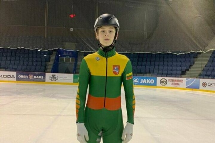 Pasaulio greitojo čiuožimo trumpuoju taku turo etapuose jėgas išbandė ir lietuvis