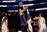 „Lakers“ išvargo pergalę prieš „Rockets“