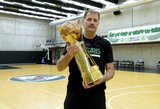 „Žalgirio“ iškovota LKL čempionų taurė parduota už daugiau nei 20 tūkst. eurų