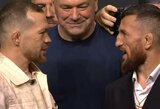 „Kvailas rusofobas“: Rusijos vėliava UFC turnyre sukėlė skandalą tarp ryškiausių žvaigždžių