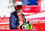 Pekinas 2022: olimpinės debiutantės G.Šinkūnaitės nusileidimas buvo nesėkmingas, klydo ir kalnų slidinėjimo žvaigždės