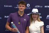 Baezo pergalių seriją nutraukęs Menšikas – ATP 250 turnyro Oklande nugalėtojas