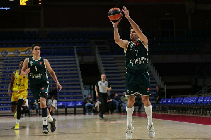 „Maccabi“ neatlaikė „Real“ komandos tritaškių lietaus
