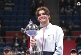 Įspūdinga: šią savaitę izoliacijoje pradėjęs T.Fritzas tapo ATP 500 turnyro Tokijuje nugalėtoju