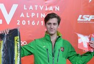 R.Zaveckas po metų pertraukos startavo Europos akrobatinio slidinėjimo taurės etape