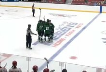 „Cedar Rapids RoughRiders“ | Stop kadras