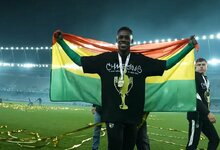 Divine’as Naah | „Stop“ kadras