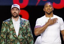 Tysono Fury ir Anthony Joshua spaudos konferencija |  EPA / TOLGA AKMEN