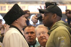 Oleksandras Usykas ir Danielis Dubois | Scanpix nuotr.