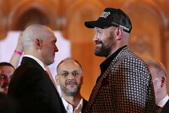 Oleksandras Usykas ir Tysonas Fury | Scanpix nuotr.