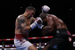 Oleksandras Usykas ir Danielis Dubois | Scanpix nuotr.