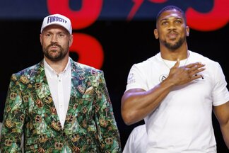 Tysono Fury ir Anthony Joshua spaudos konferencija |  EPA / TOLGA AKMEN