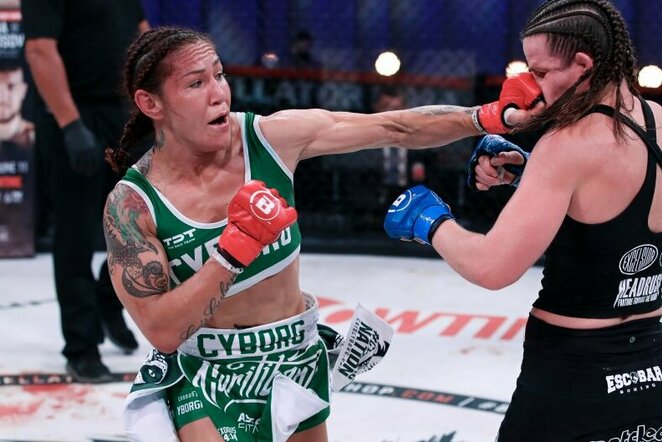 Cris Cyborg ir Leslie Smith | Organizatorių nuotr.