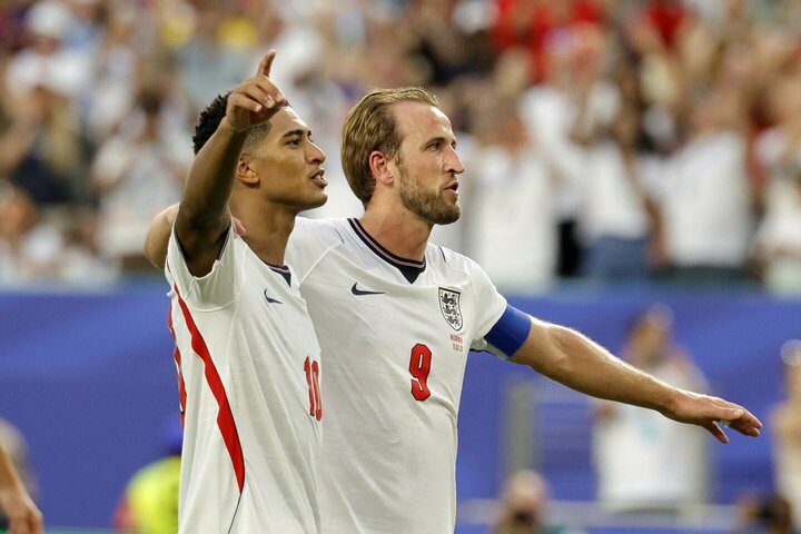 Jude'as Bellinghamas ir Harry Kane'as | EPA / SHAWN THEW / POOL nuotr.