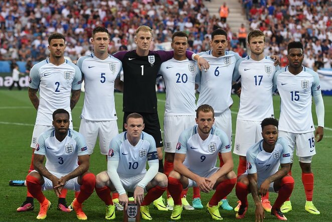 Kyle'as Walkeris (nr. 2), Danny Rose'as (nr. 3) ir Dele Alli (nr. 20)  | Scanpix nuotr.