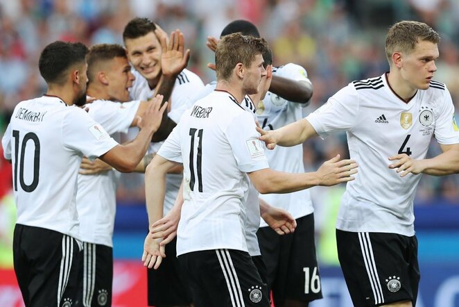Vokietijos – Kamerūno rungtynių akimirka | Scanpix nuotr.