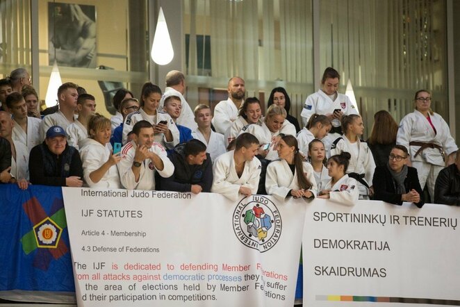 Lietuvos dziudo čempionate – masinis protestas prieš federacijos prezidentą Mariaus Vizbaro / BNS foto nuotr.