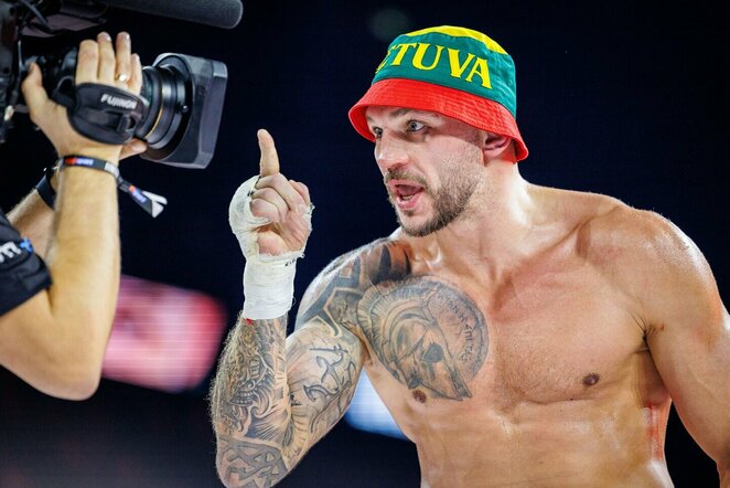 Sergejus Maslobojevas – Jimmy Livinus Omani | Eriko Ovčarenko / BNS foto nuotr.